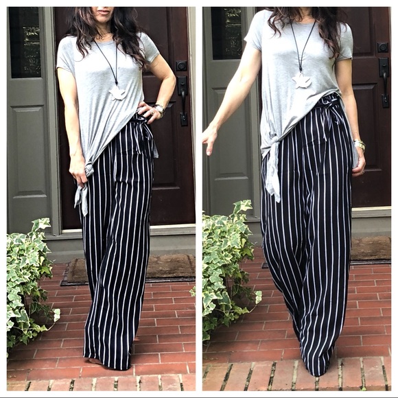 ✨LAST ONE ✨Wide leg belted striped pants - Picture 2 of 7